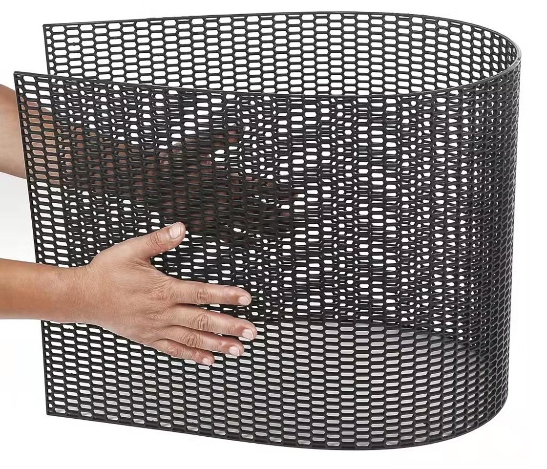 REDE PLÁSTICA PARA-CHOQUES / GRELHA HEXAGONAL 120x40CM | FURO DE 10x20MM | COR PRETA