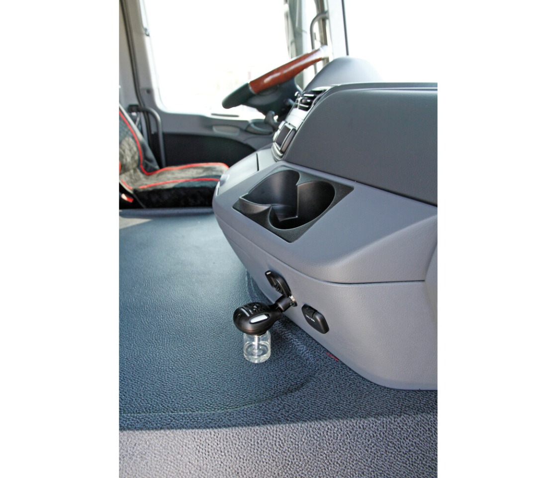 DIFUSOR ANTI MOSQUITOS LIGAÇÃO ISQUEIRO 12/24V LAMPA 39030