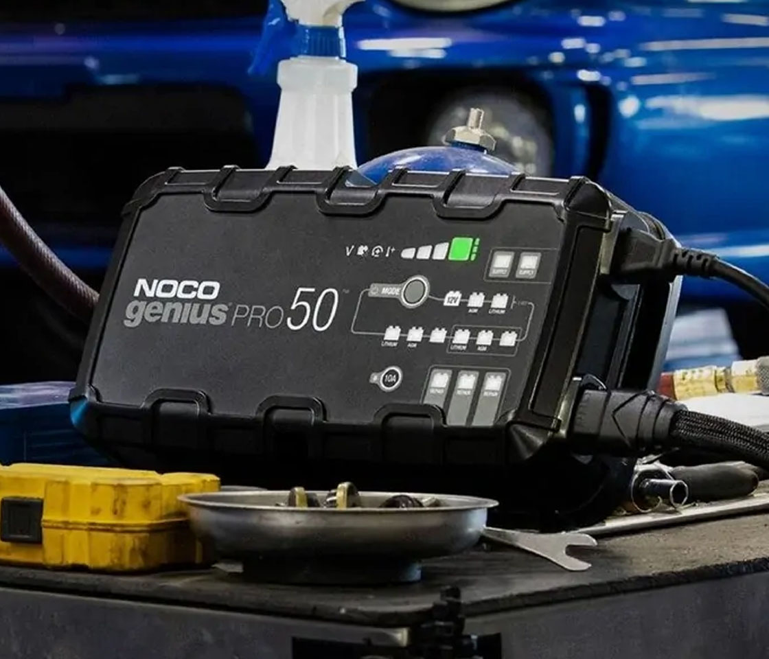 CARREGADOR INTELIGENTE BATERIAS 6V / 12V / 24V NOCO 50A GENIUSPRO 50