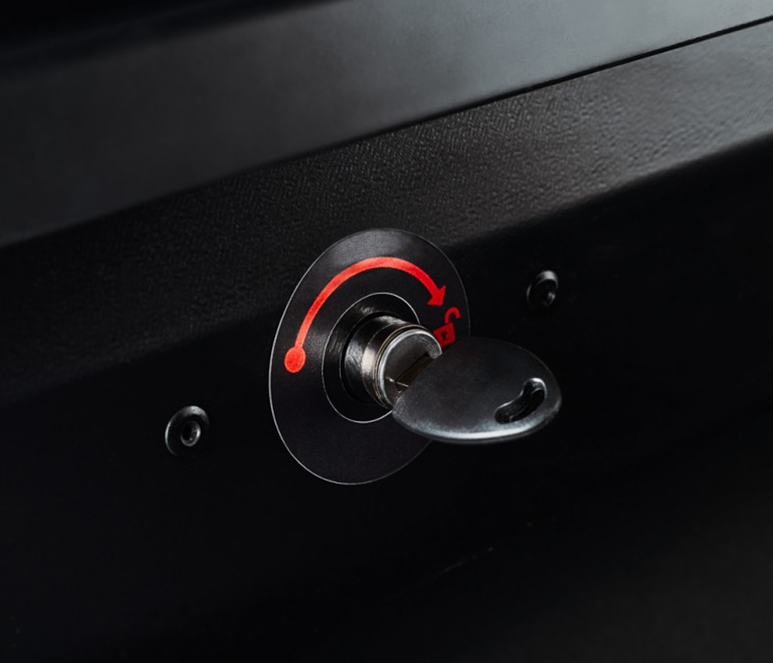 MALA/BAGAGEIRA/COFRE TEJADILHO 340L CRUZ BOX PRETO 940-466U